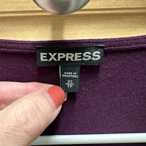 Express tank top - Picture 4 of 4